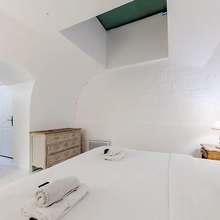 Le Reflet Saint-martin - Gare Du Nord Et De L'est